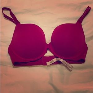 Victoria’s Secret bra